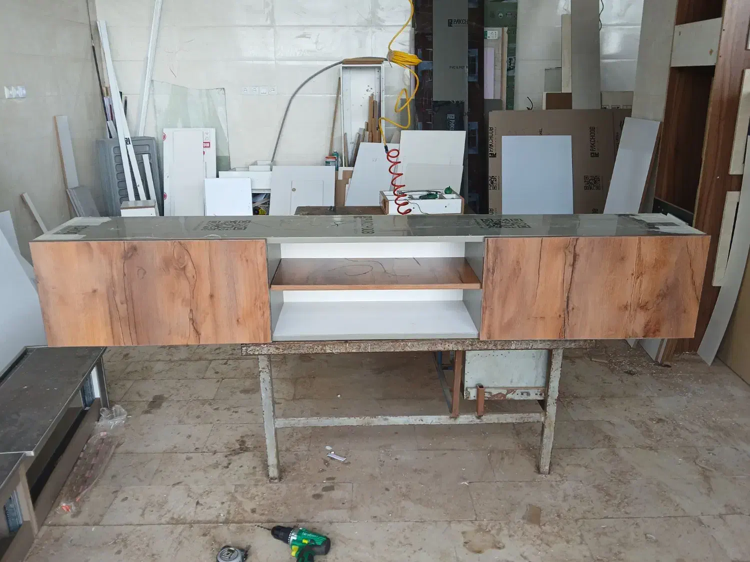 TV-VAL|میز تلویزیون|فسا, |دیوار