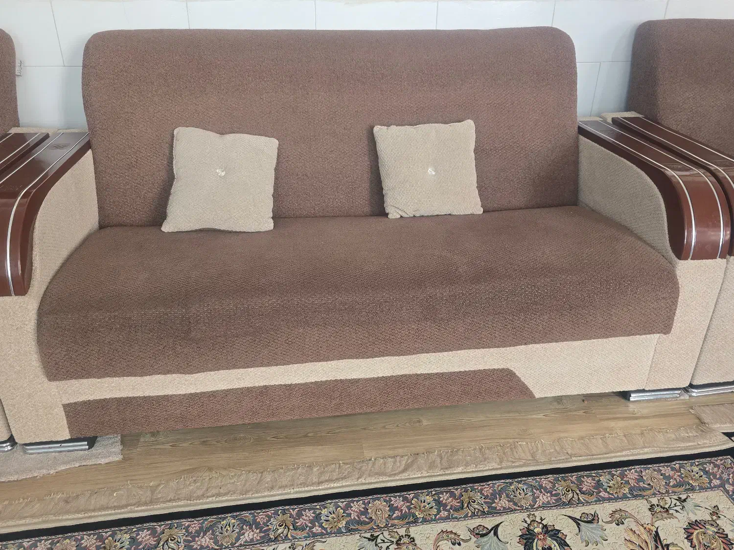 مبل دست دوم|مبلمان خانگی و میز عسلی|اقلید, |دیوار