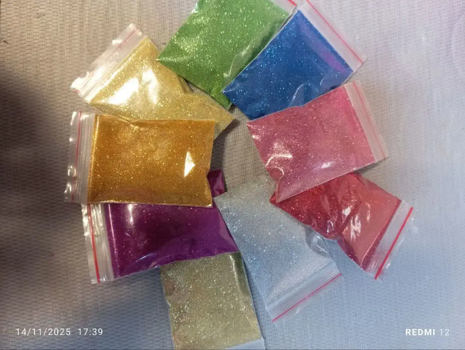 اکلیل رنگی با کیفیت|لوازم التحریر|تهران, میدان میوه و تره‌بار مرکزی|دیوار