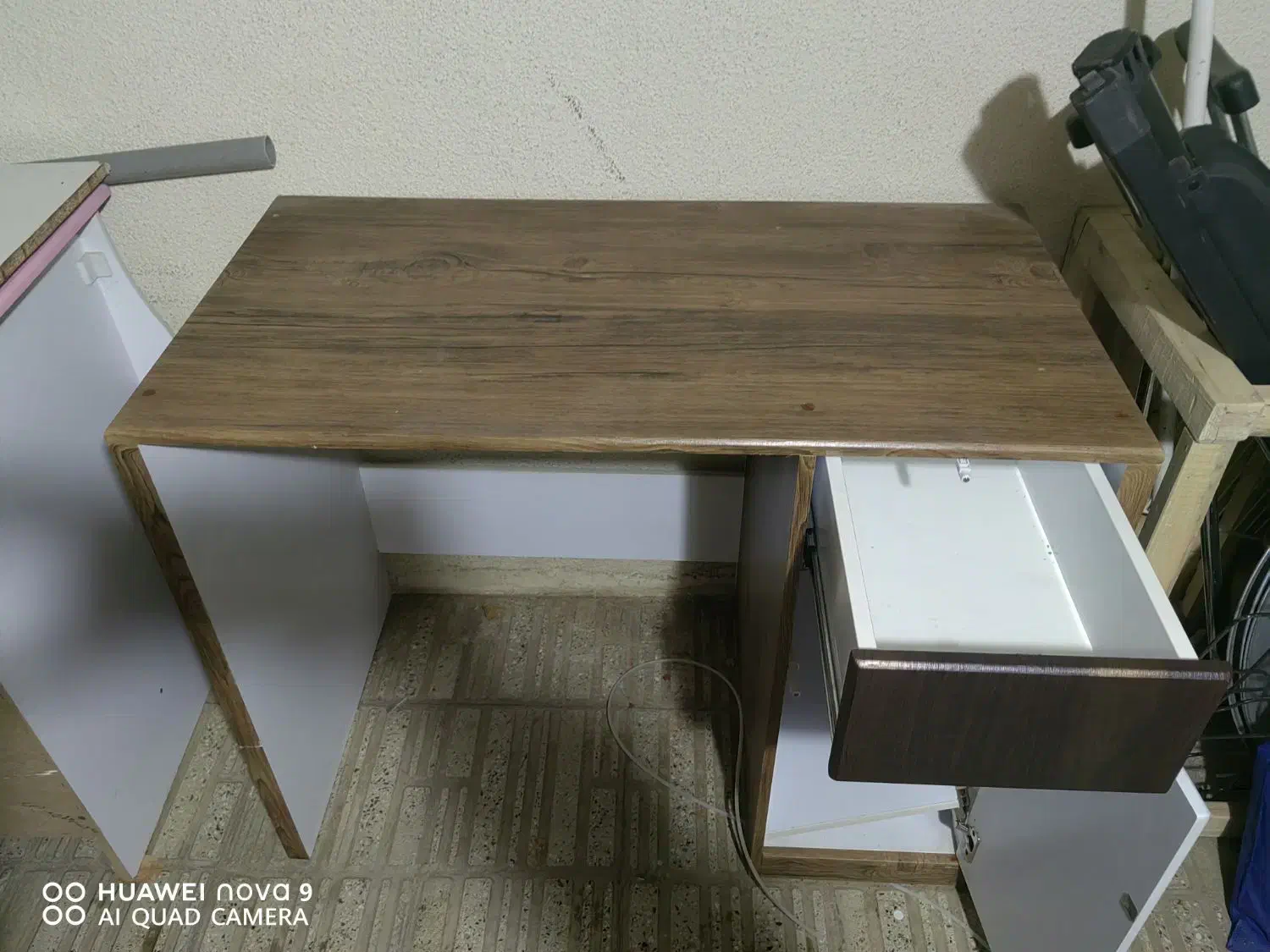 میز تحریر نو|میز تحریر و کامپیوتر|همدان, |دیوار