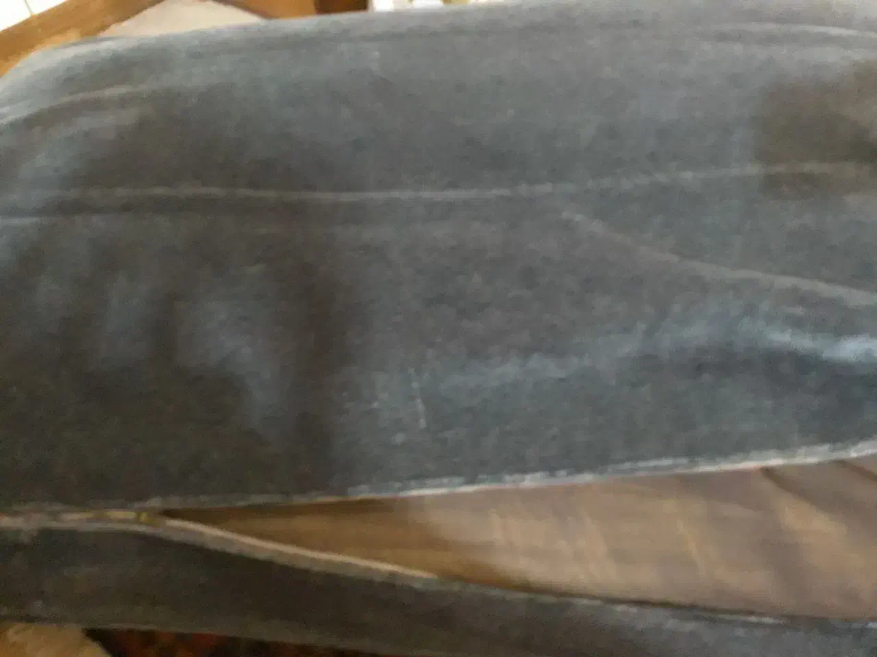 یک جفت پشتی دستبافت|پشتی|تهران, منیریه|دیوار