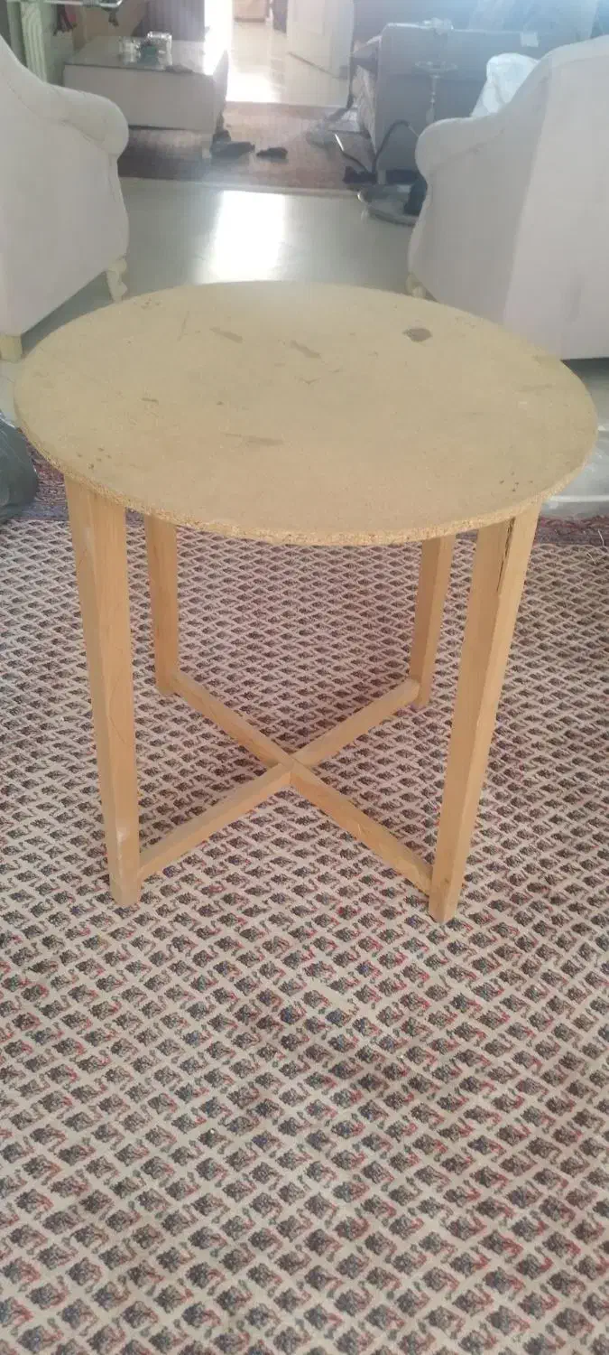 میز خاطره|میز تلفن|پردیس, فاز ۱|دیوار