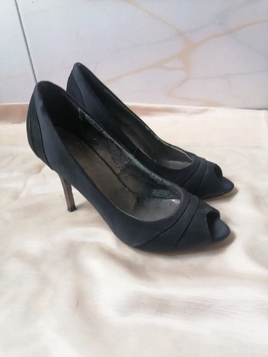 تعدادی کفش مجلسی زنانه|کیف، کفش، کمربند|شیراز, رکن‌آباد|دیوار