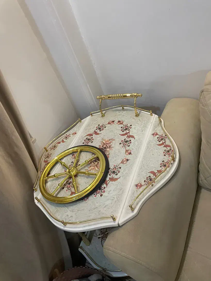 تعدادی وسیله ی خانه به فروش میرسد|مبلمان خانگی و میز عسلی|آستانه اشرفیه, |دیوار