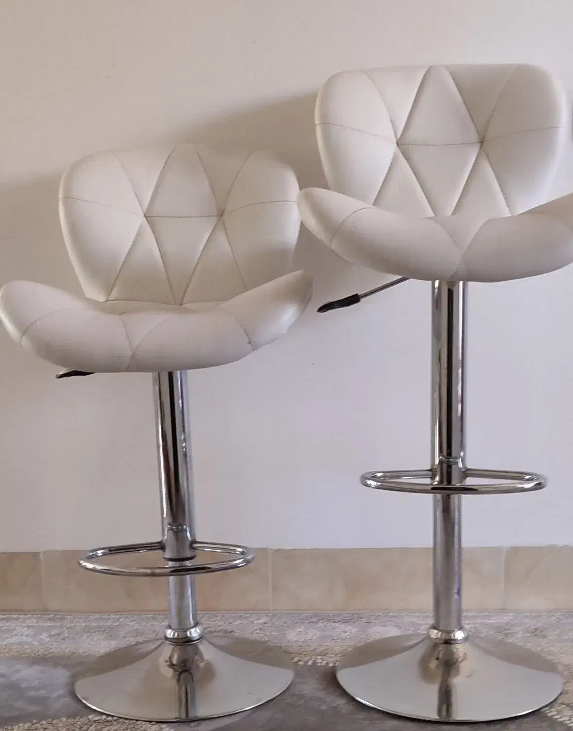 صندلی آشپزخانه|میز و صندلی غذاخوری|سیرجان, |دیوار