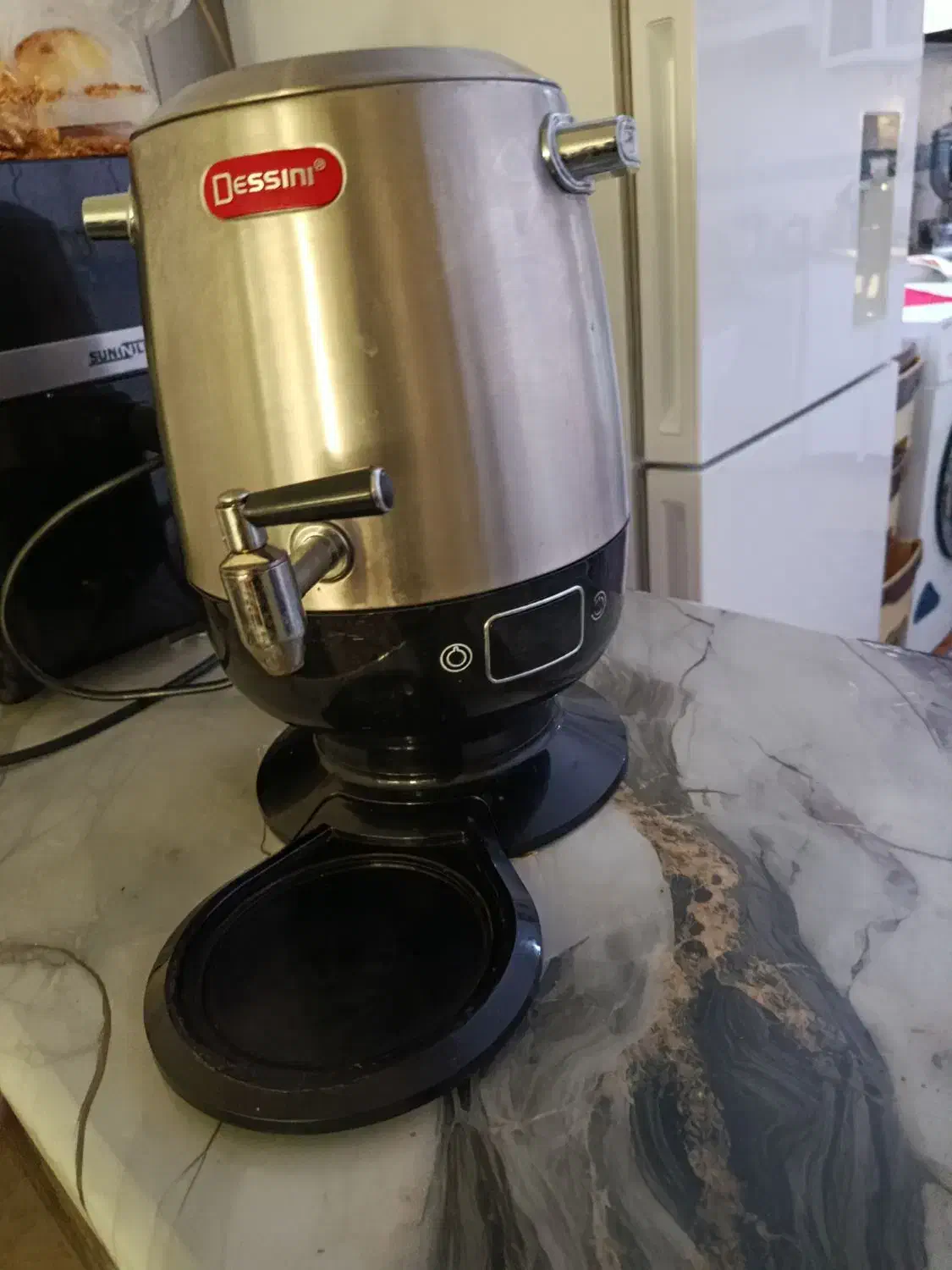 سماور برقی سه لیتری مارک دسینی|اجاق گاز و لوازم برقی پخت‌وپز|قائم‌شهر, |دیوار