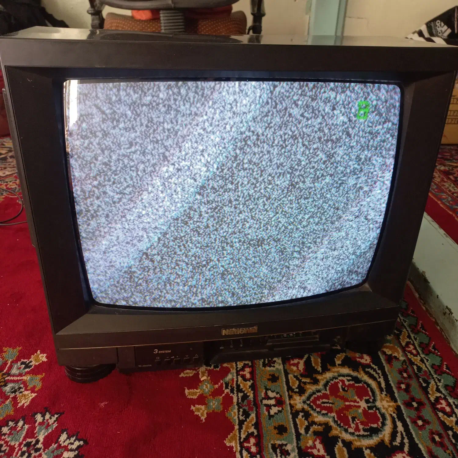 تلویزیون قدیمی|تلویزیون و پروژکتور|مشهد, هفده شهریور|دیوار