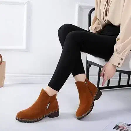 ۳۷۴۷|کیف، کفش، کمربند|زابل, |دیوار