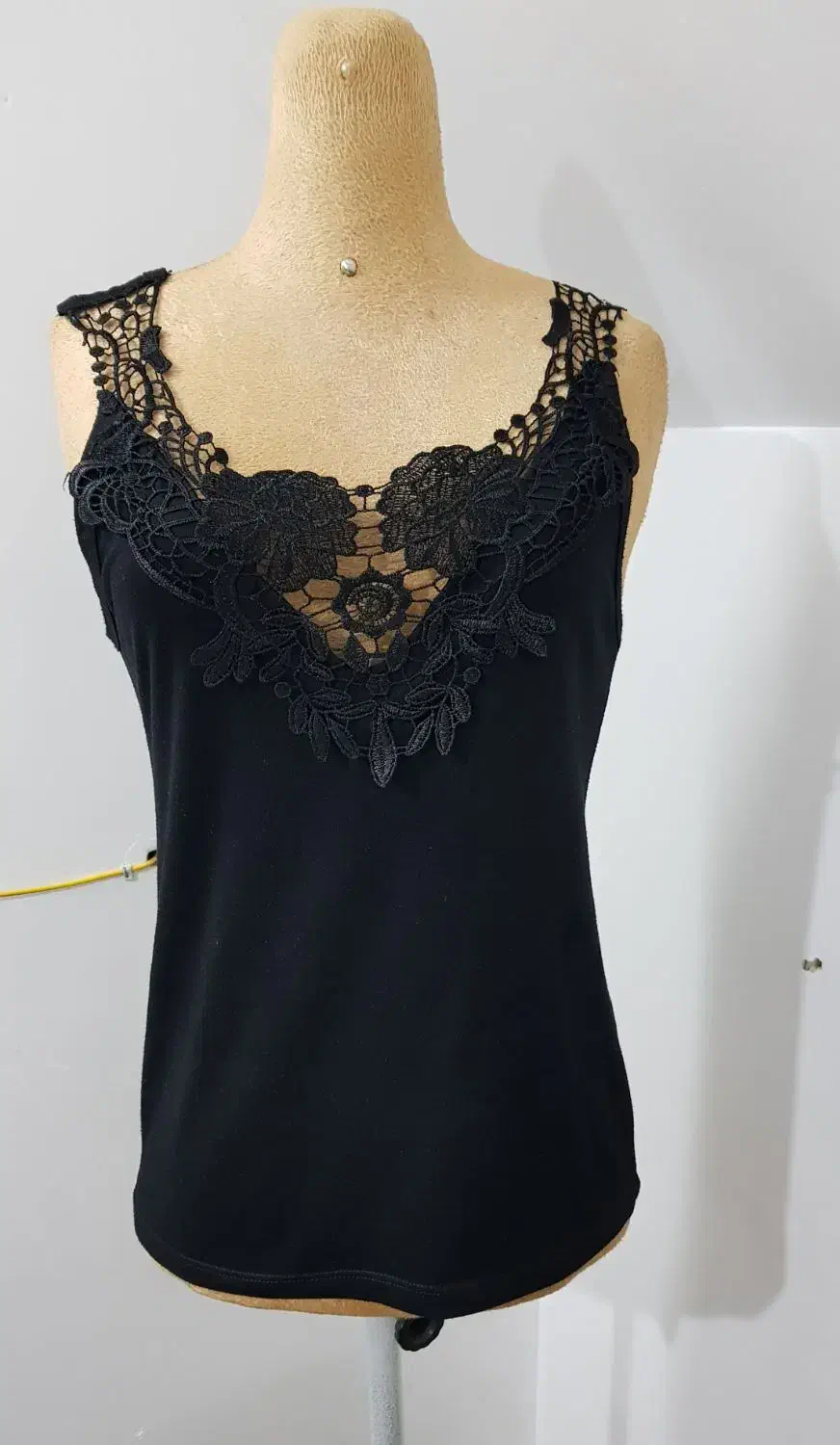 تاپ مجلسی|لباس|کاشان, امیرکبیر|دیوار