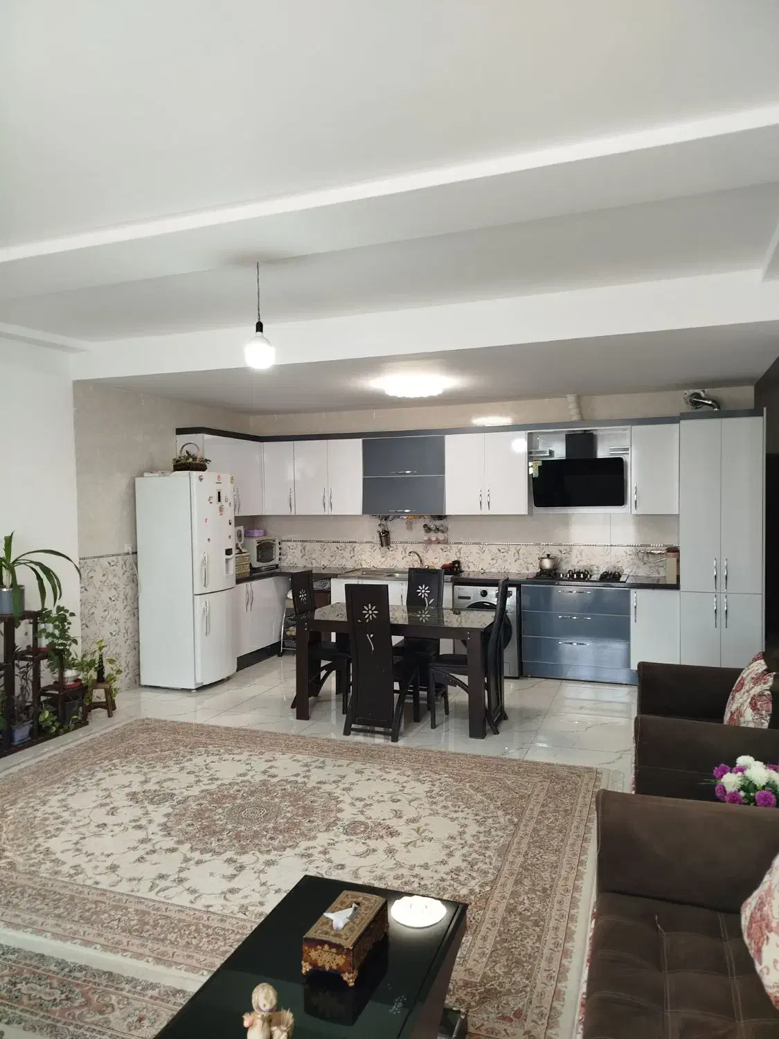 رهن آپارتمان مسکونی در مرکز زرقان|اجارهٔ آپارتمان|زرقان, |دیوار