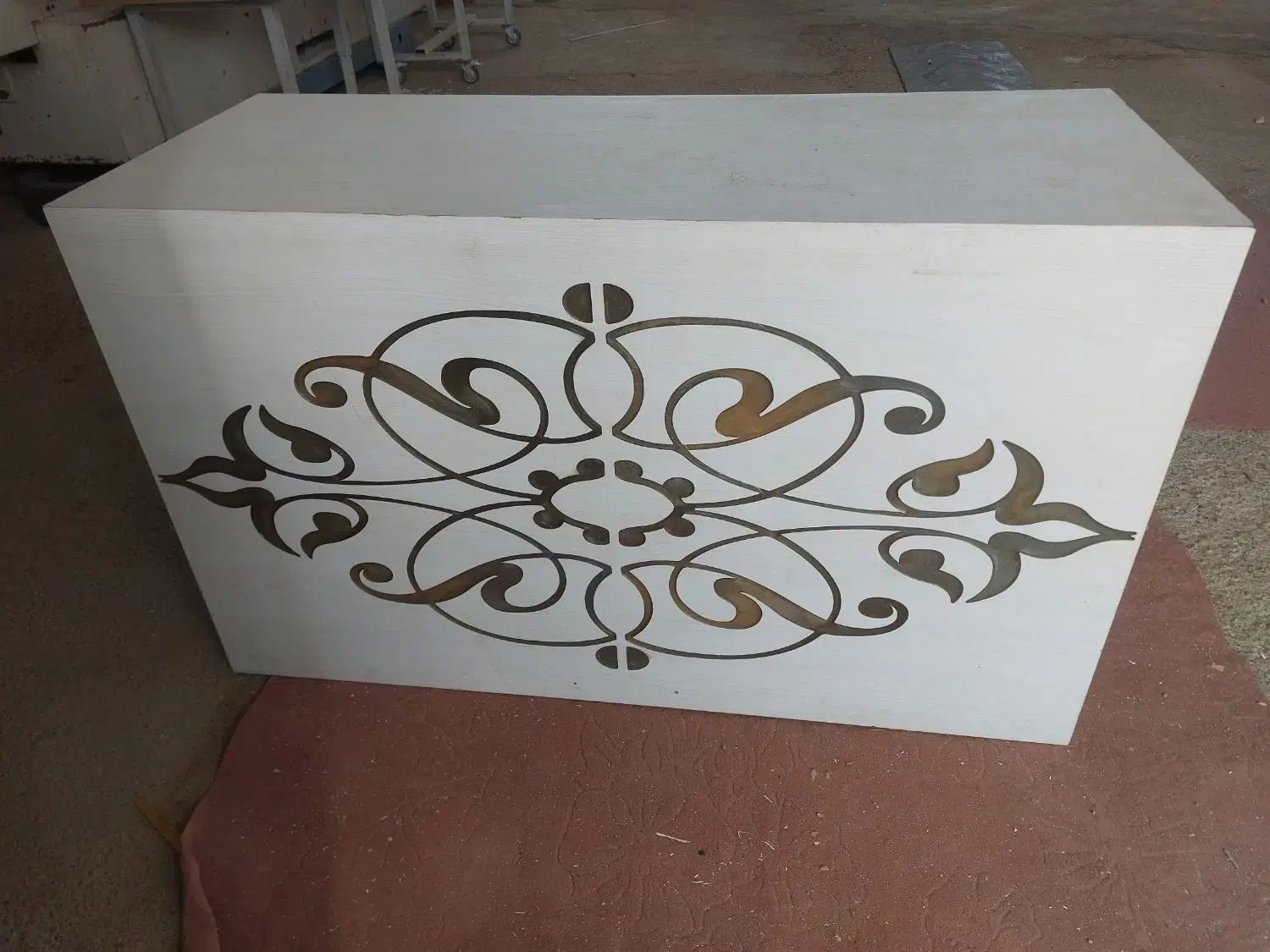 میز|میز و صندلی غذاخوری|آباده, |دیوار