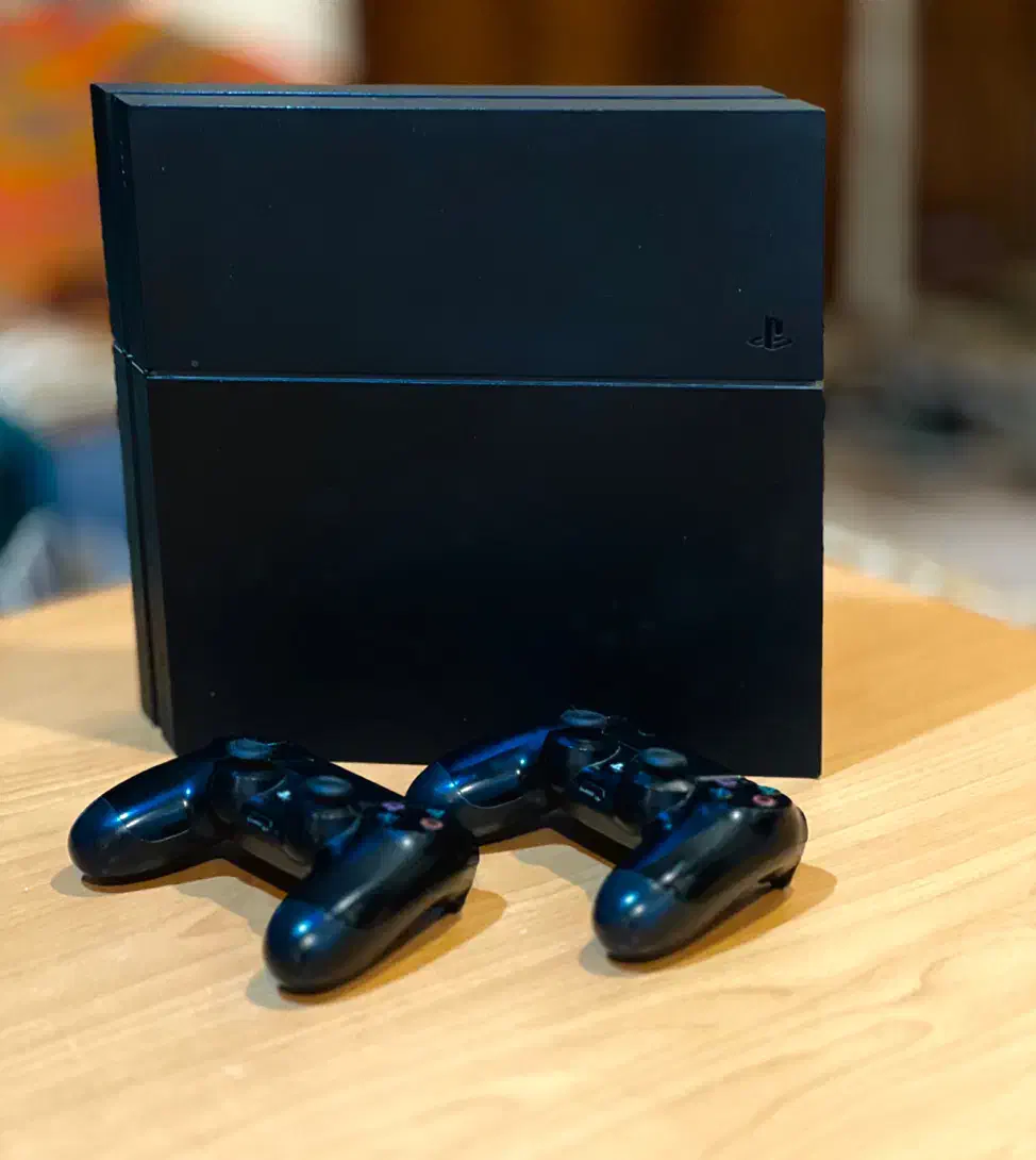 پلی استیشن ۴ (۵۰۰ گیگ) - ps4 500Gb fat|کنسول، بازی ویدئویی و آنلاین|تهران, فلسطین (میدان انقلاب)|دیوار