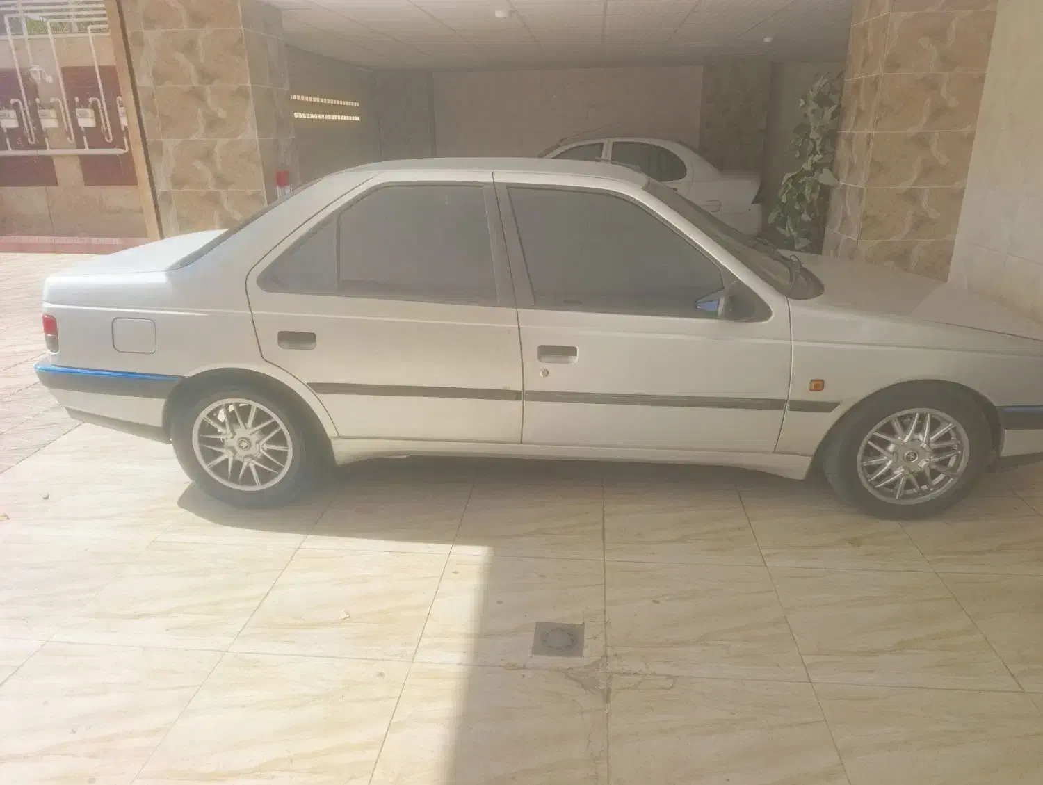 405  آخر 94|خودرو سواری و وانت|تبریز, |دیوار