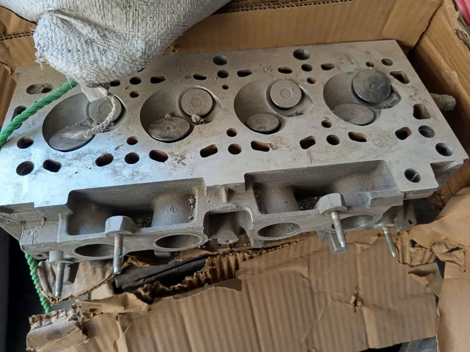 سرسیلندر پژو|قطعات یدکی و لوازم جانبی|کرمان, |دیوار