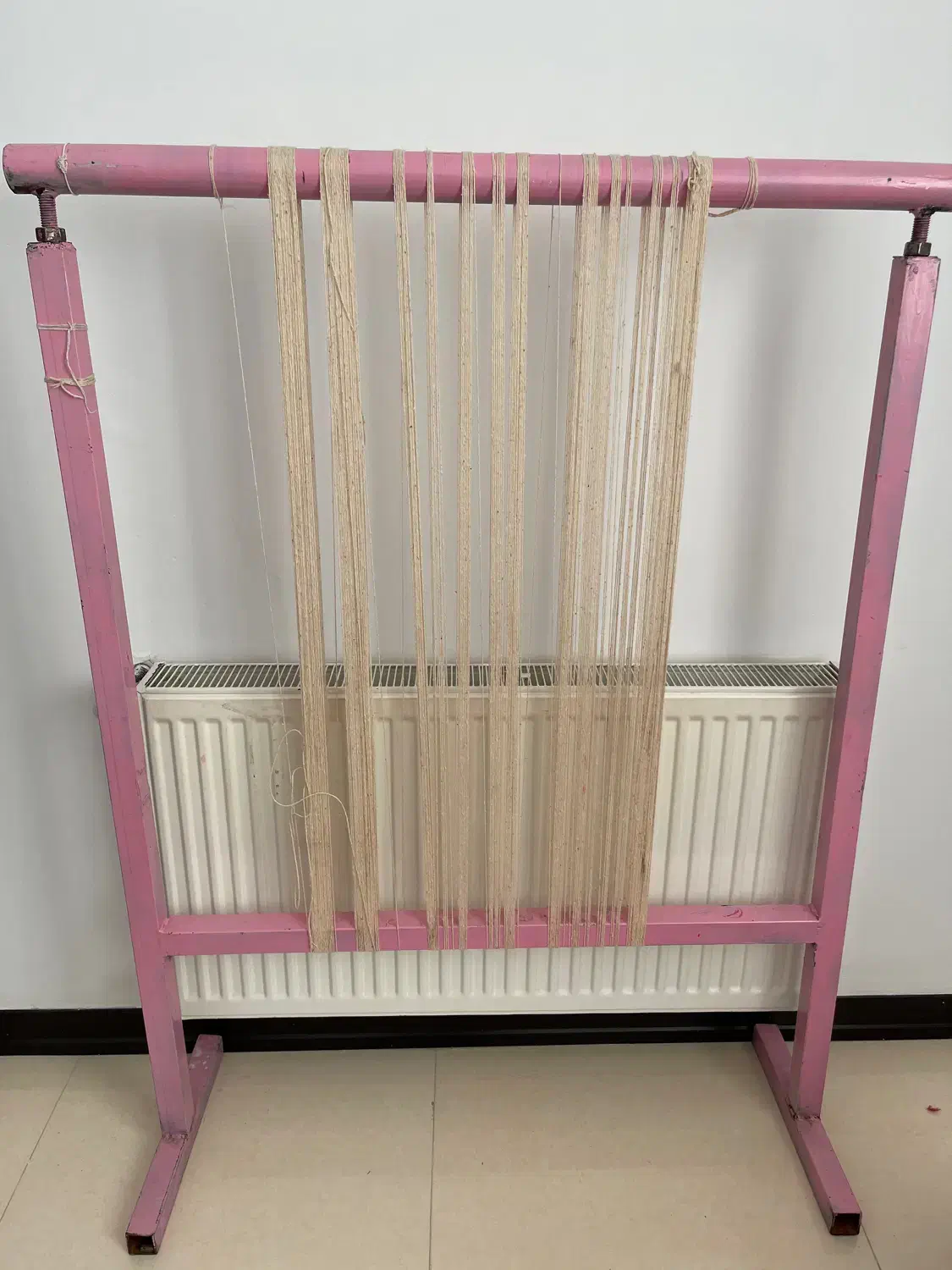 دار قالیبافی|ابزارآلات|رباط‌کریم, رباط‌کریم|دیوار