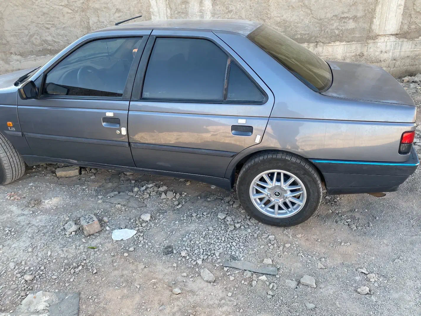 پژو ۴۰۵مدل ۹۵|خودرو سواری و وانت|زرند, |دیوار