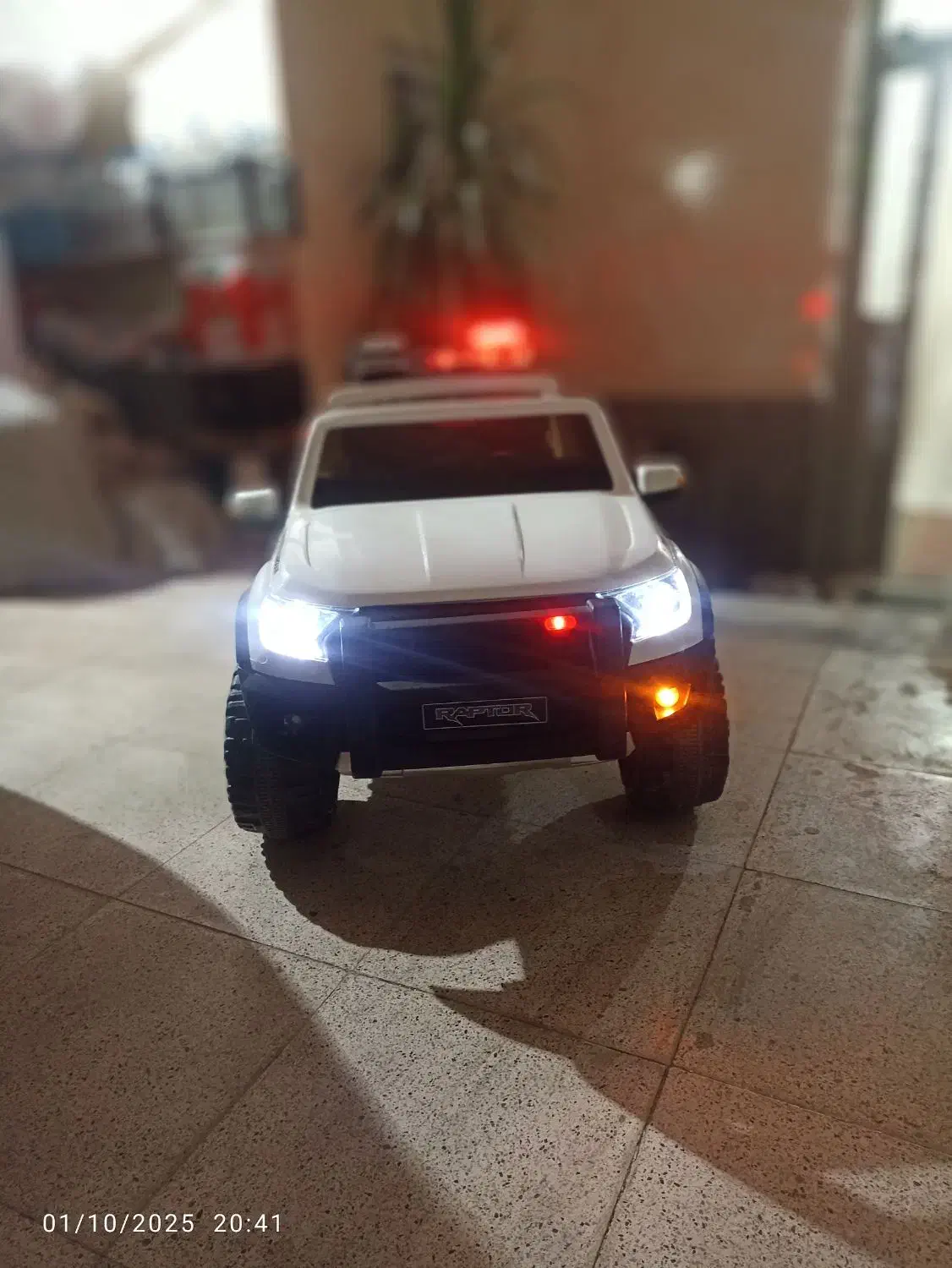 ماشین شارژی مدل فورد پلیس|اسباببازی بچه|شبستر, |دیوار