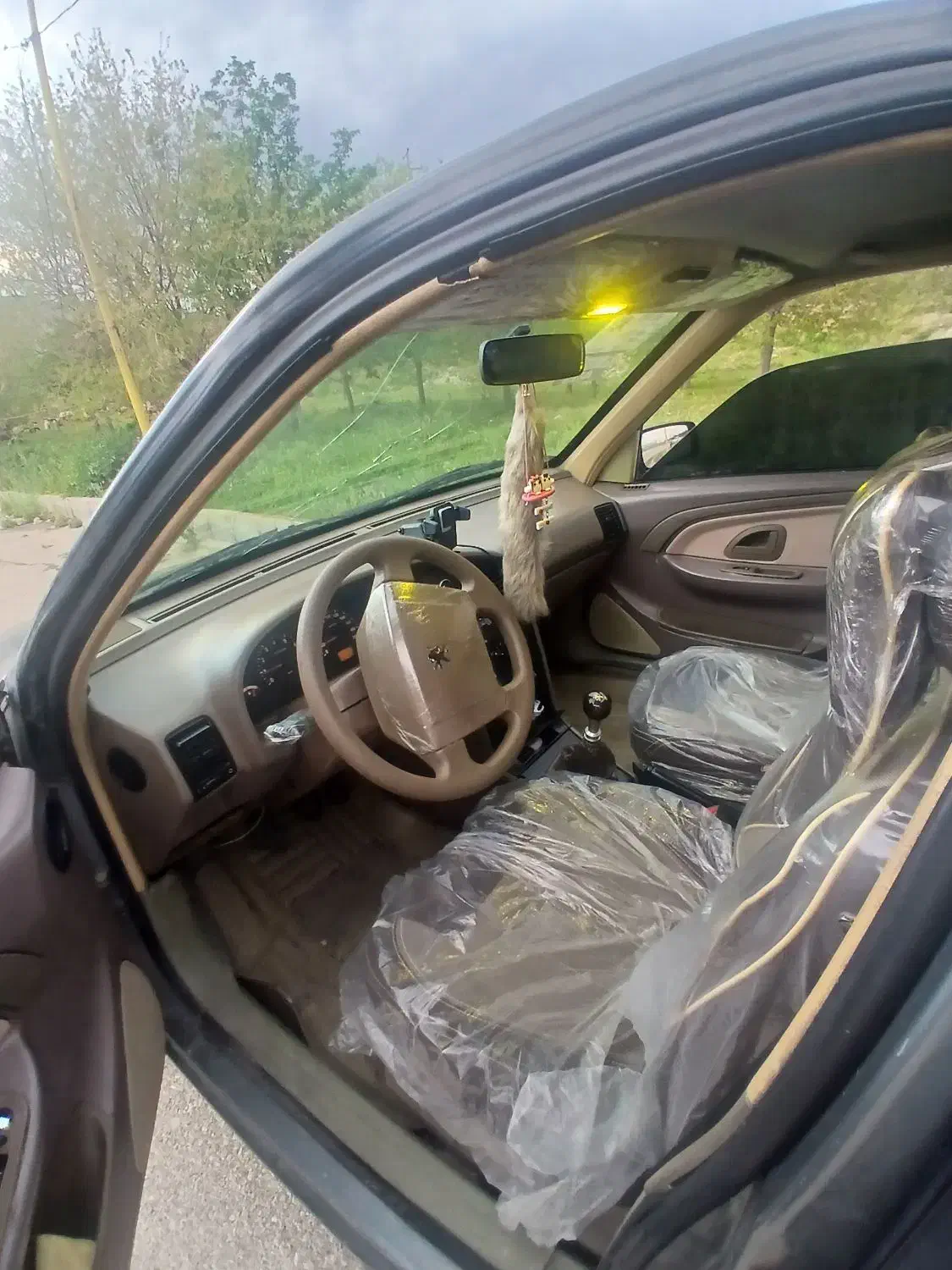 405|خودرو سواری و وانت|خرم‌آباد, |دیوار