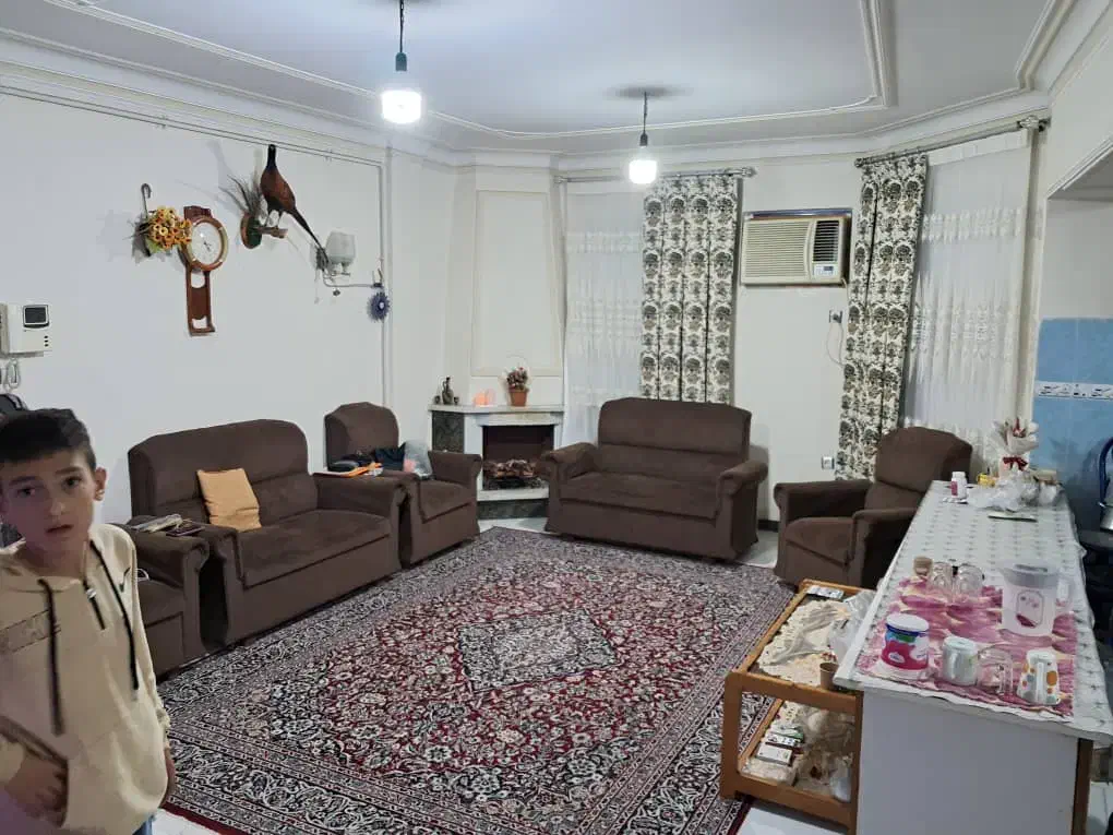 اجاره آپارتمان ۷۵ متر طبقه3پل عراق خمیران زاهدان|اجارهٔ آپارتمان|رشت, خمیران زاهدان|دیوار