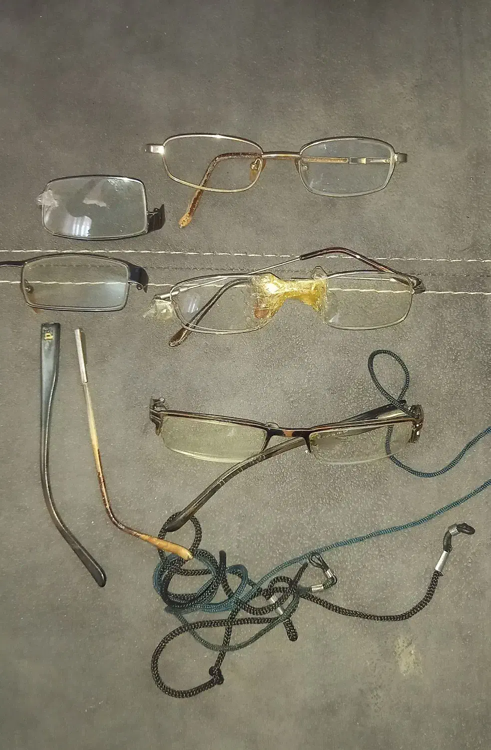 عینک|زیورآلات و اکسسوری|خمینیشهر, |دیوار