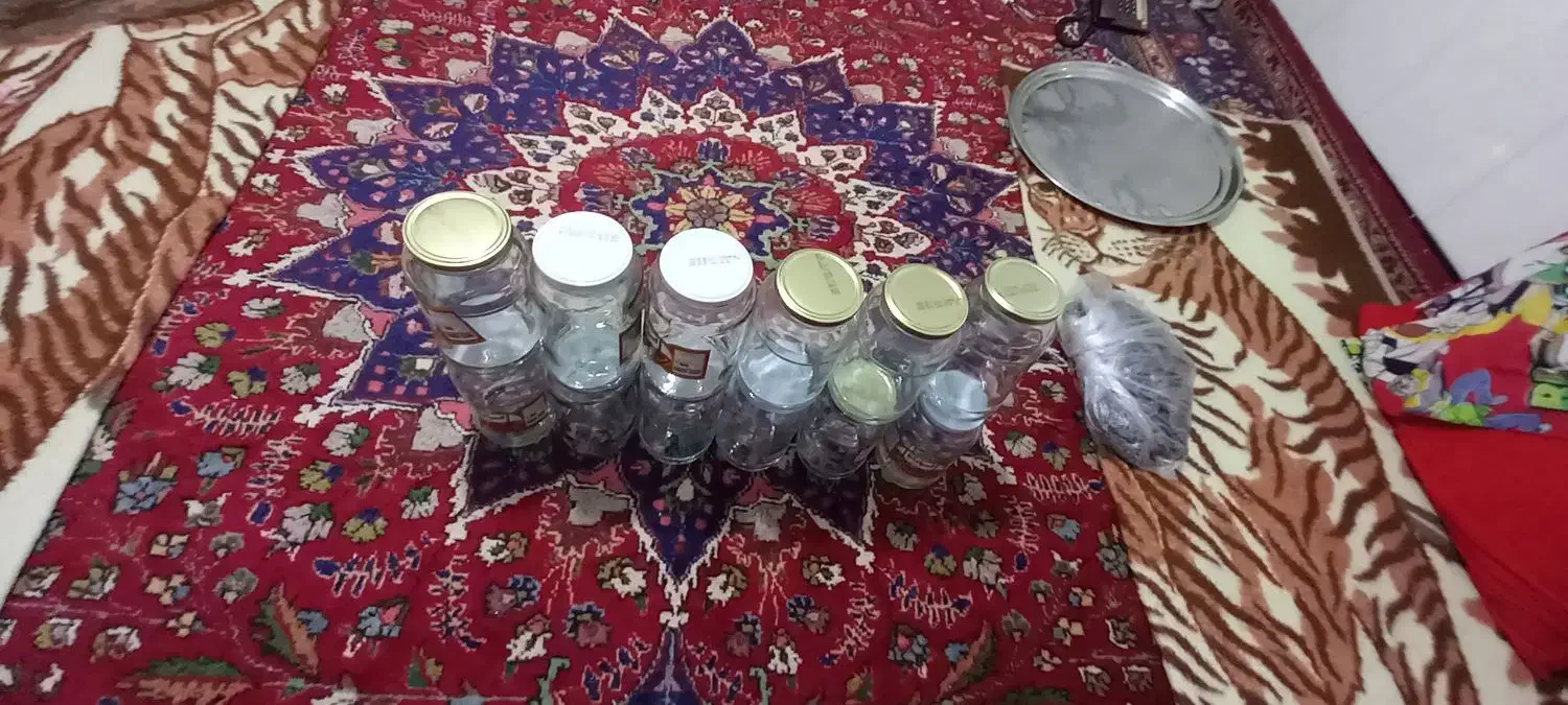 ۱۲۰عدد شیشه ربع دارم|ظروف نگهدارنده، پلاستیکی، یک‌بارمصرف|میاندوآب, |دیوار