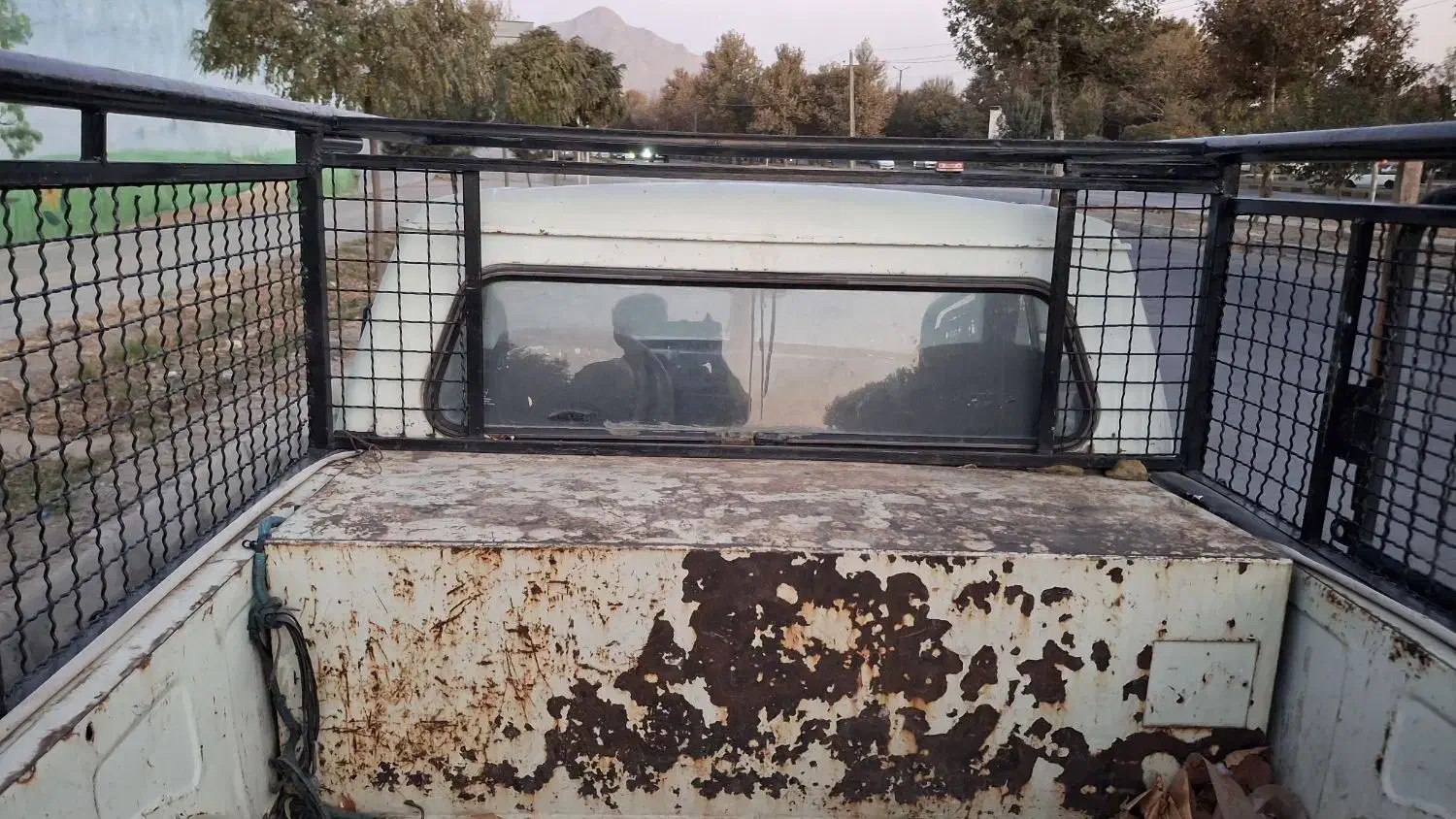 باربند،لاستیک،CNGوکپسول13کیلوئی،دف وگیربکس ،رادیات|قطعات یدکی و لوازم جانبی|ملایر, |دیوار