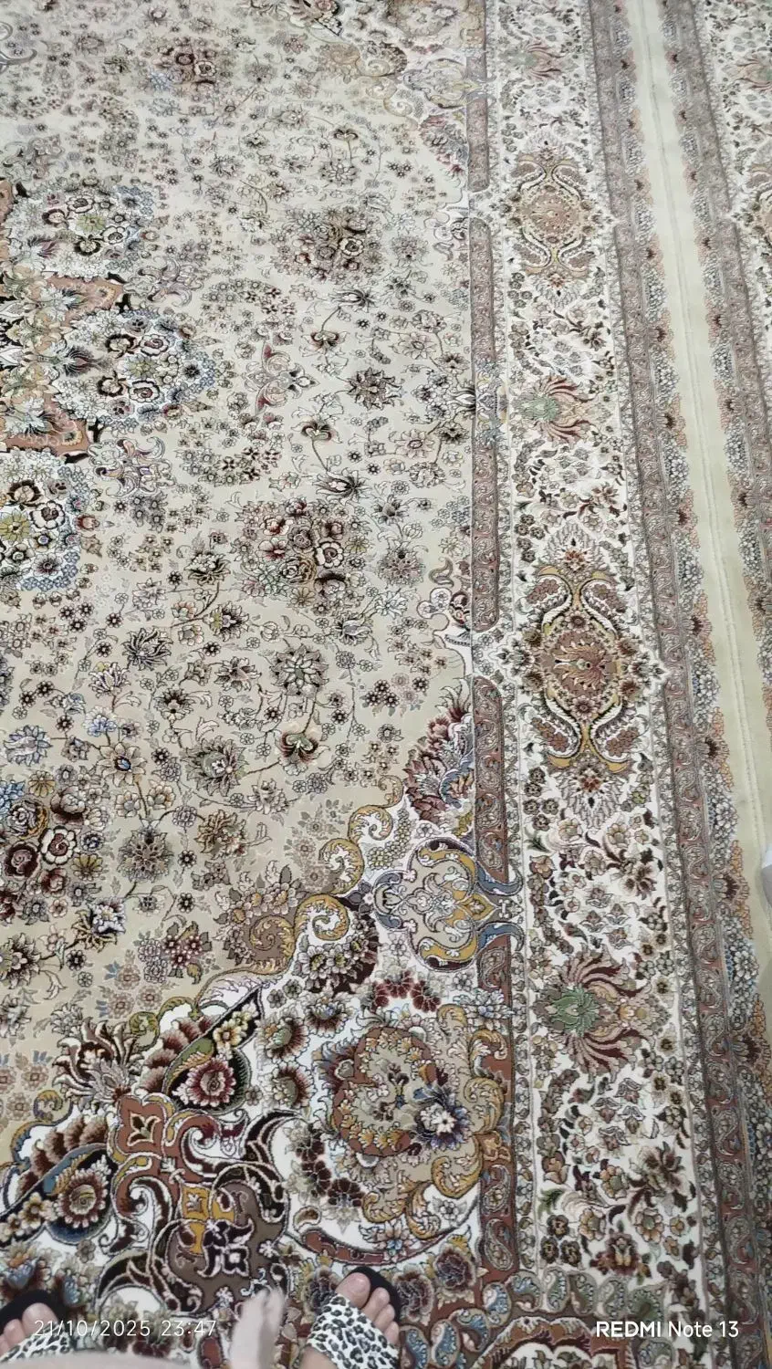 اگاهی فروش فرش دو عدد ۳در ۴    ۷۰۰ شانه تراکم۲۵۵۰|فرش|بوکان, |دیوار