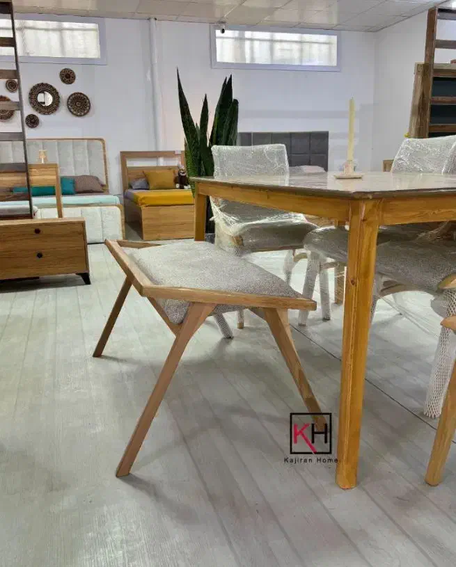 08مرد میدان مهرگان تولیدی تولیدی مهرگان 80حرکت|میز و صندلی غذاخوری|صدرا-فارس, فاز ۱|دیوار