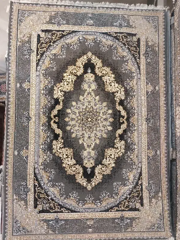 فرش ۹ متری نخ بی سی اف سنگین دانه ای ۶/۵۰۰ تومان‌|فرش|مشهد, سیلو|دیوار