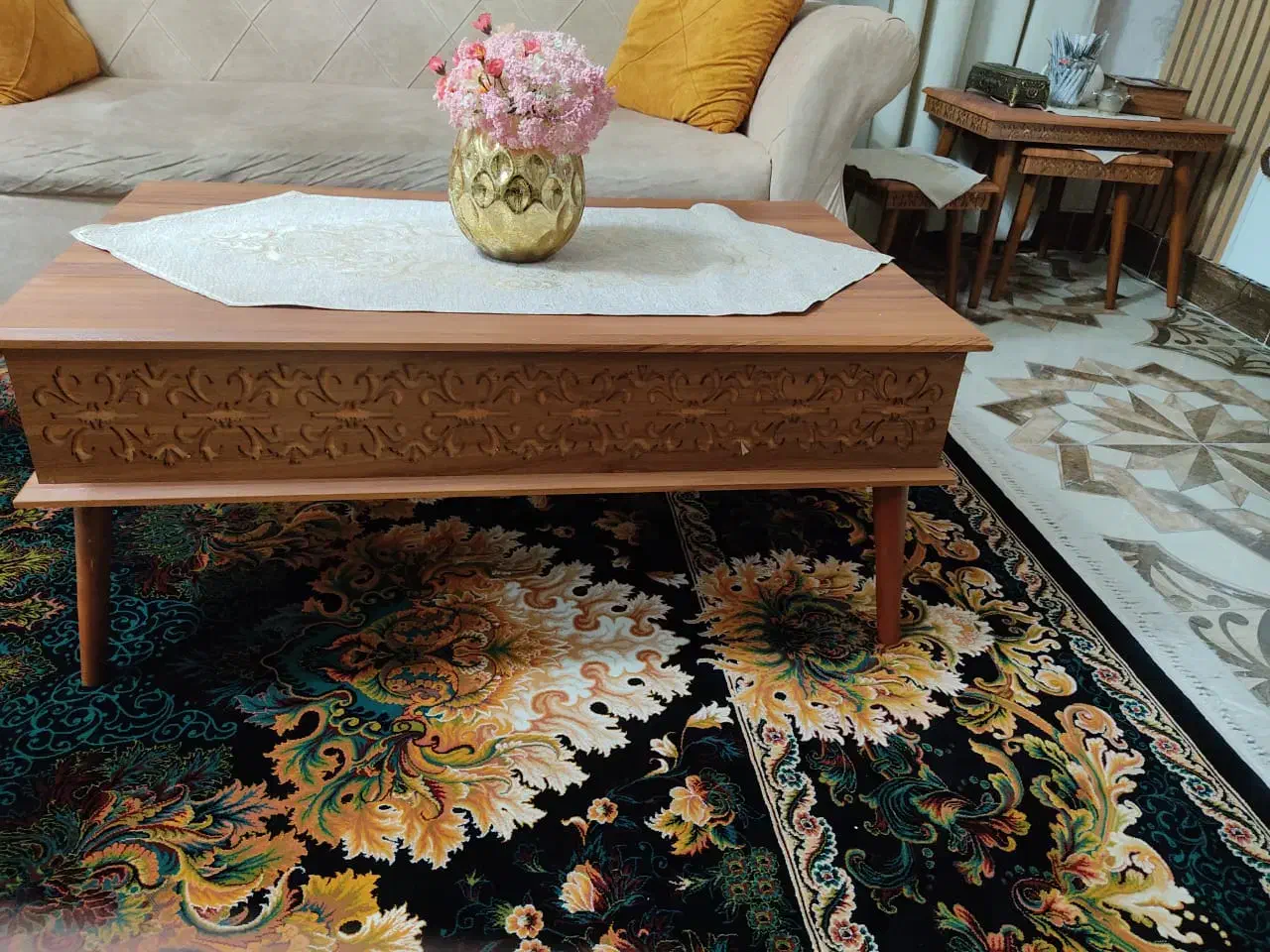 سرویس مبلمان|مبلمان خانگی و میز عسلی|شفت, |دیوار