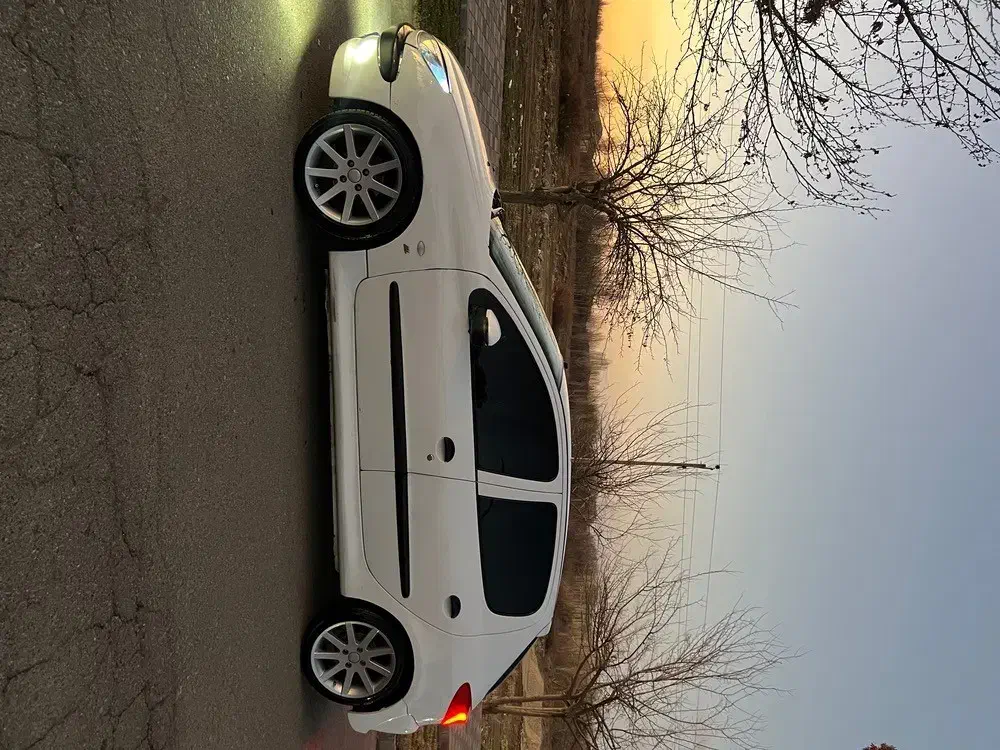 پژو۲۰۶|خودرو سواری و وانت|شاهین دژ, |دیوار