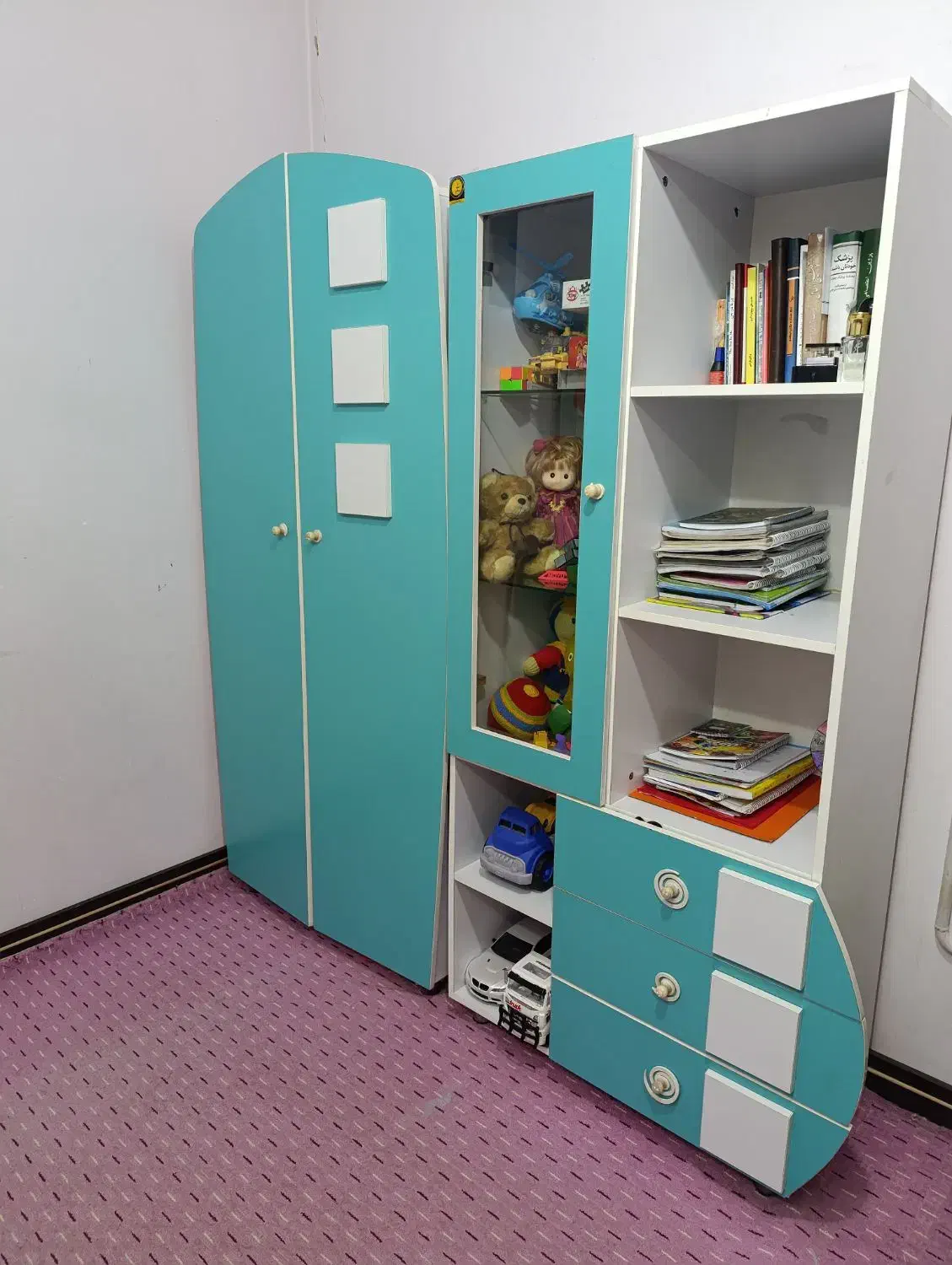 کمد و تخت در حد نو|تخت و سرویس خواب|سبزوار, قصبه اب یمین|دیوار