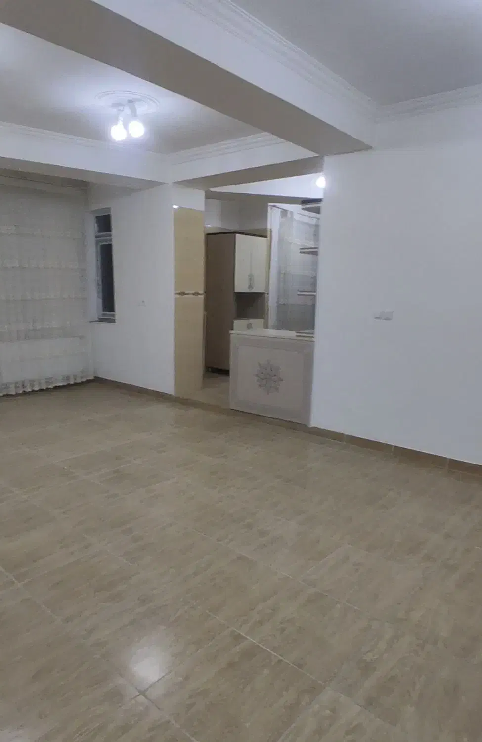 واحدی دونبش غرق نور بر خیابان زیبا و دلباز|فروش آپارتمان|بوکان, |دیوار