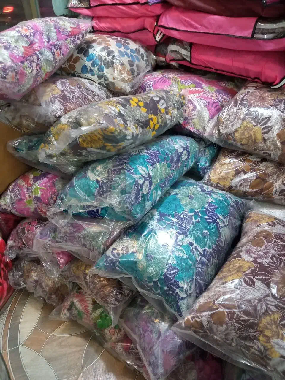 بالشت الیاف کرک 2کیلویی گلدار|رختخواب، بالش، پتو|قم, علی آباد سعدگان|دیوار