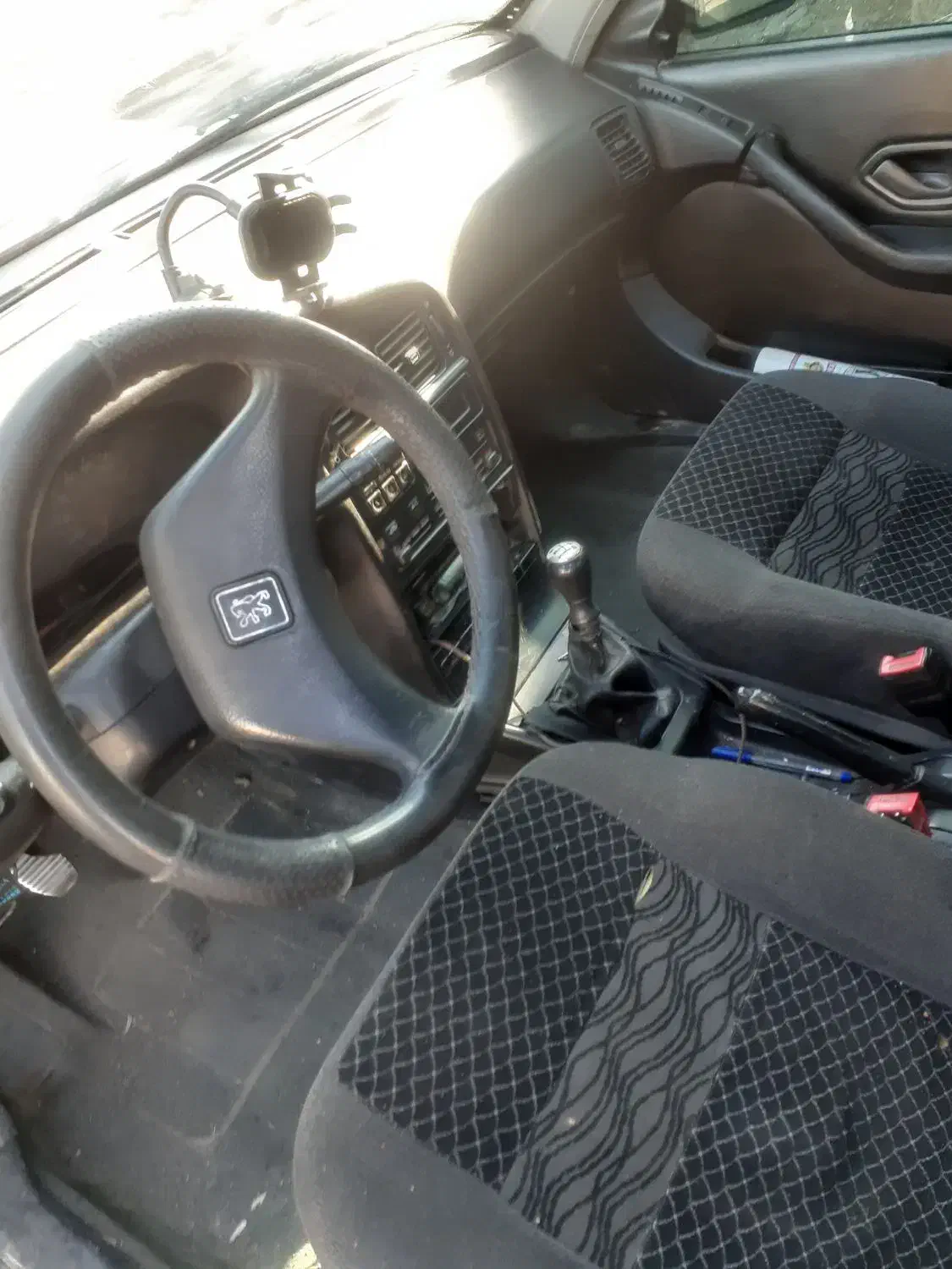 پژو۲۰۰۰|خودرو سواری و وانت|محمدشهر, محمدشهر|دیوار