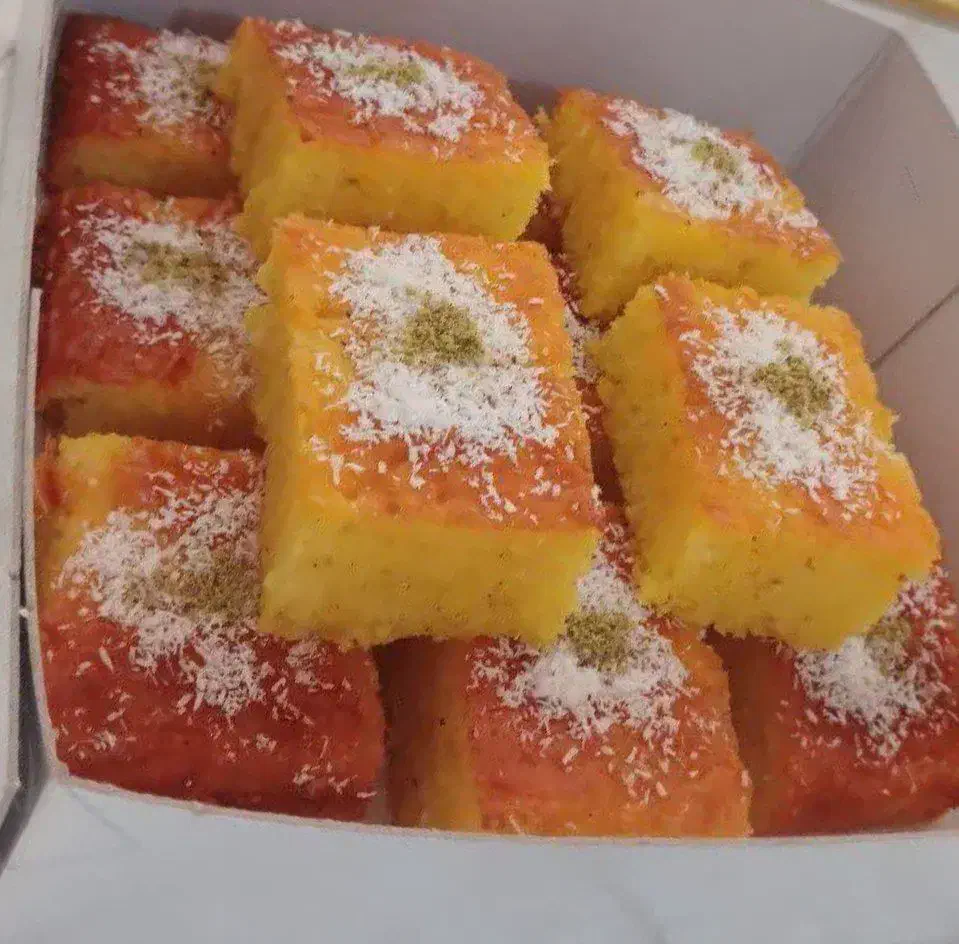 کیک و شیرینی خونگی تازه و خوشمزه در خمین|خوردنی و آشامیدنی|خمین, |دیوار