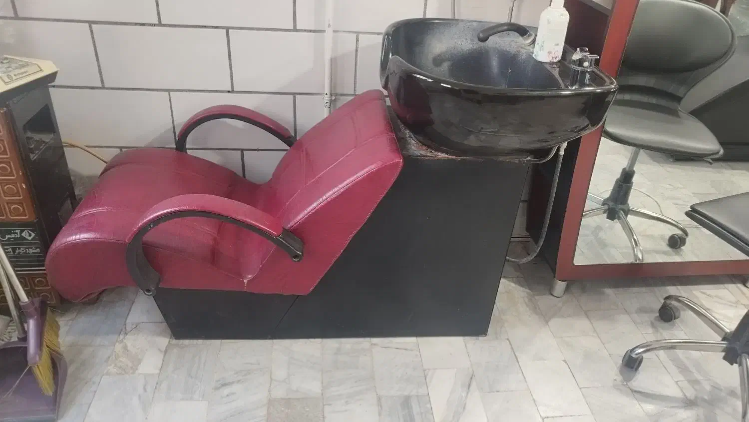 فروش به علت تغییر شغل|آرایشگاه و سالنهای زیبایی|اراک, |دیوار