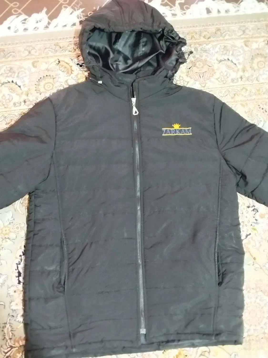 کاپشن|لباس|هشتگرد, شهرک ایران خودرو|دیوار