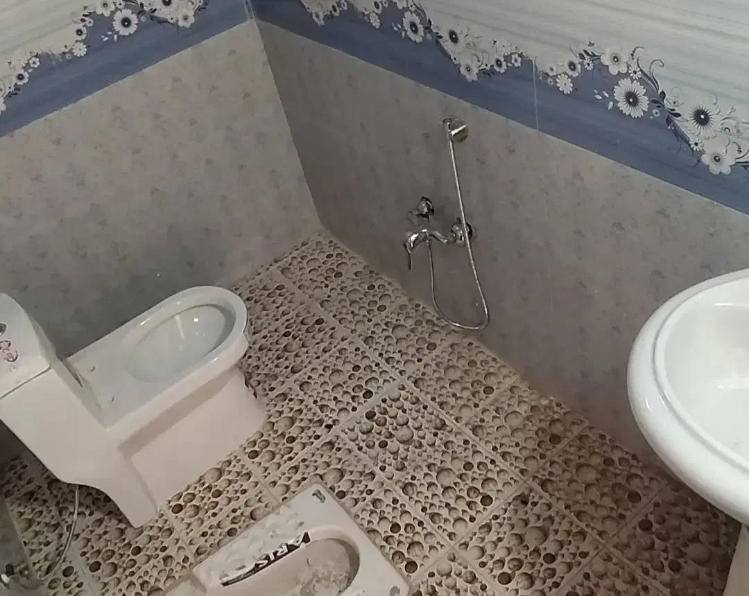 نصب شیر الات لوله کشی اب گرم سرد فاظلاب تاسیسات|خدمات پیشه و مهارت|رشت, منظریه|دیوار