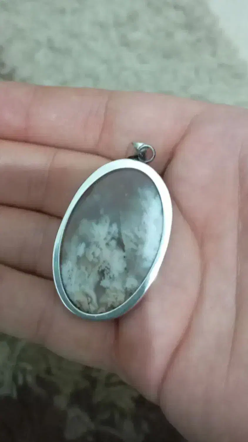 گردن اویز نقره شجر برفیگردن اویز نقره|جواهرات|کهریزک, |دیوار