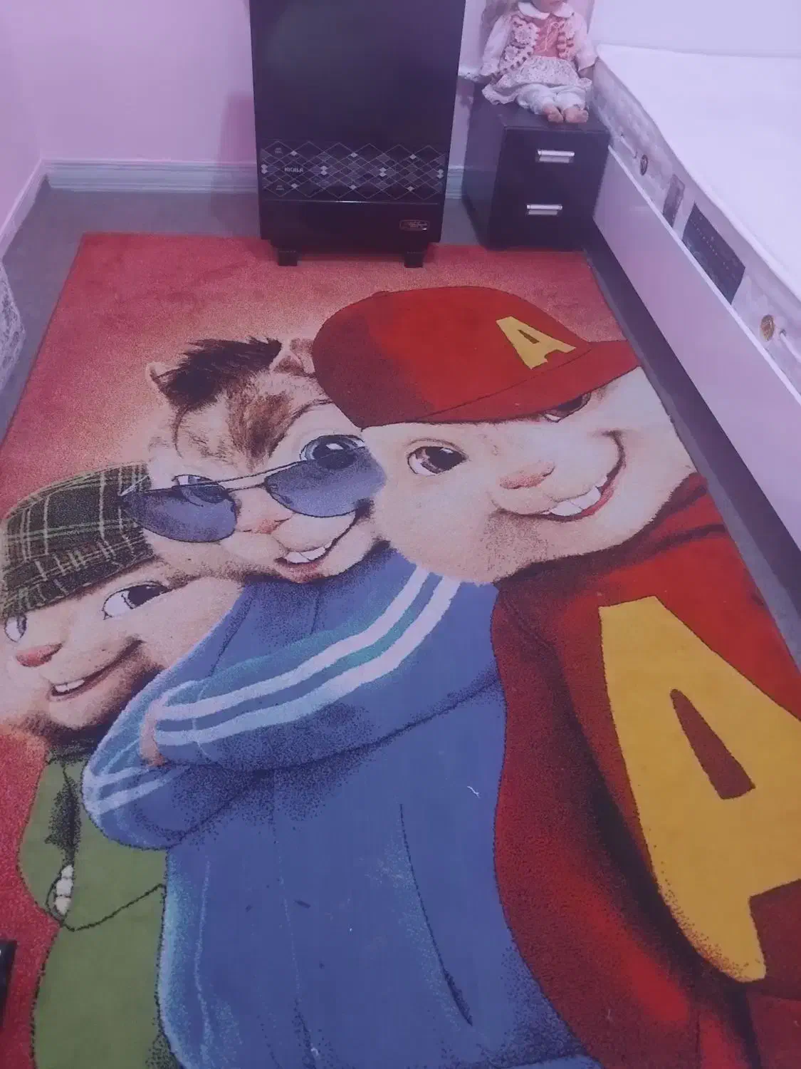 تشک و فرش بچگانه در حد نو سالم|تشک تختخواب|کرمانشاه, |دیوار