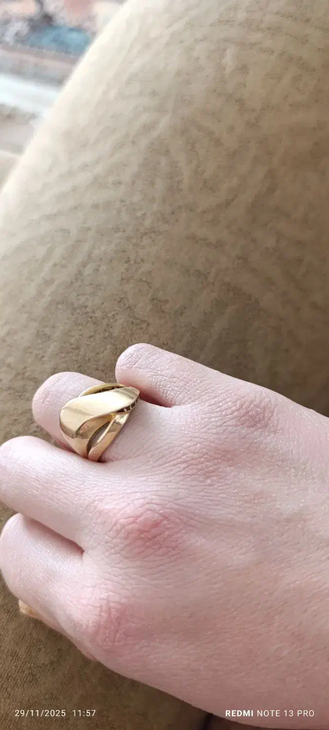 انگشتر طلا|جواهرات|تربت‌حیدریه, مسجد جامع|دیوار