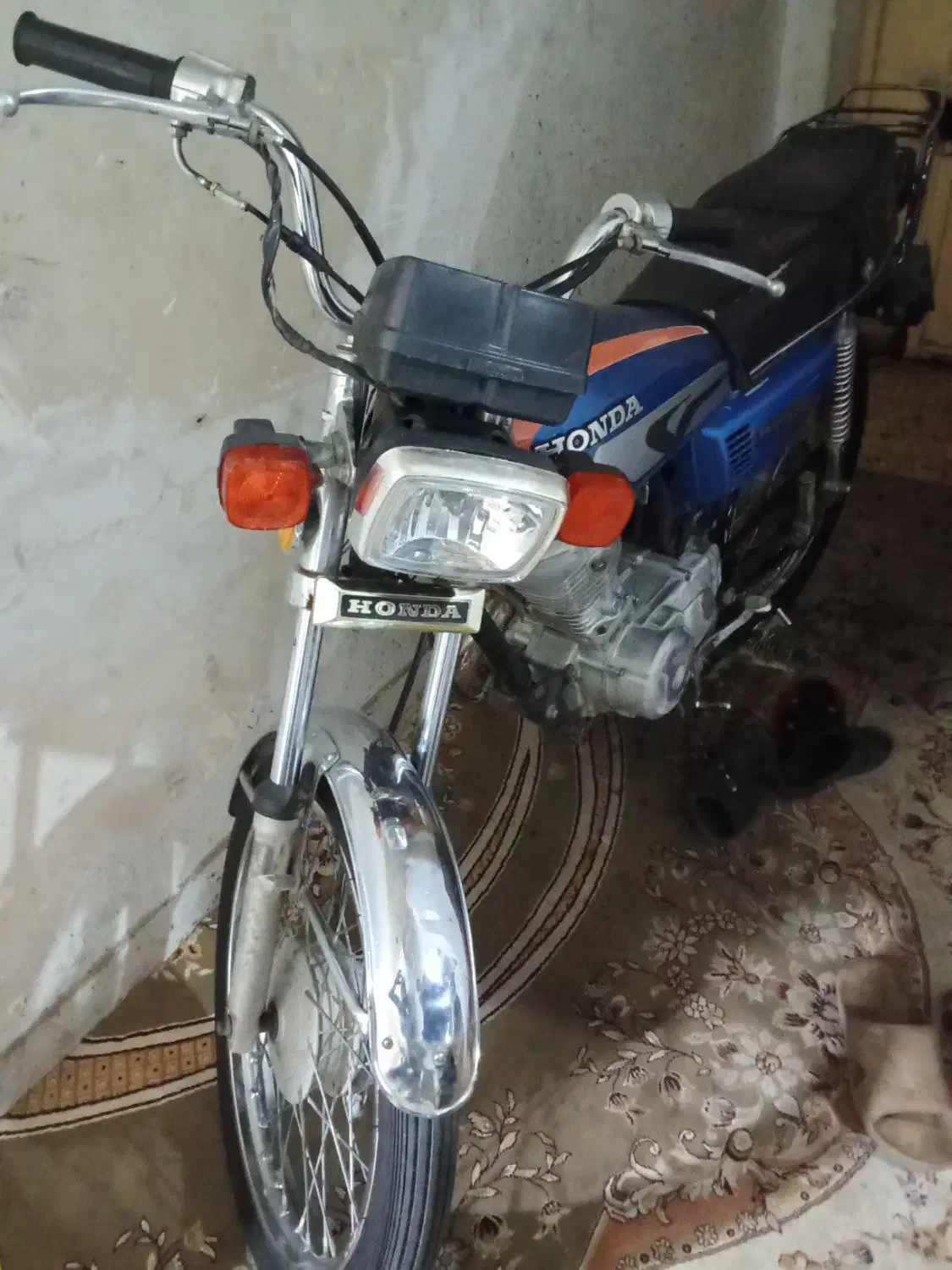 لیفان مدل 86|موتورسیکلت|شیراز, شیشه‌گری|دیوار