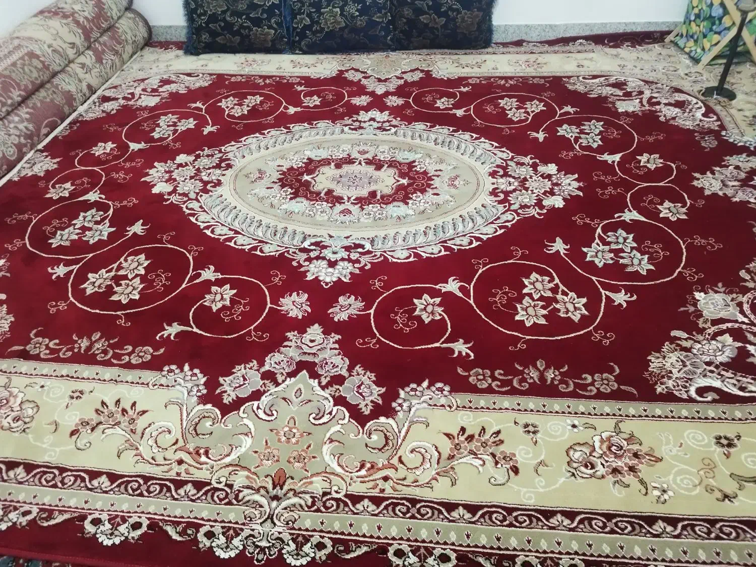 فرش ۱۲ متری در حد نو|فرش|ملایر, |دیوار