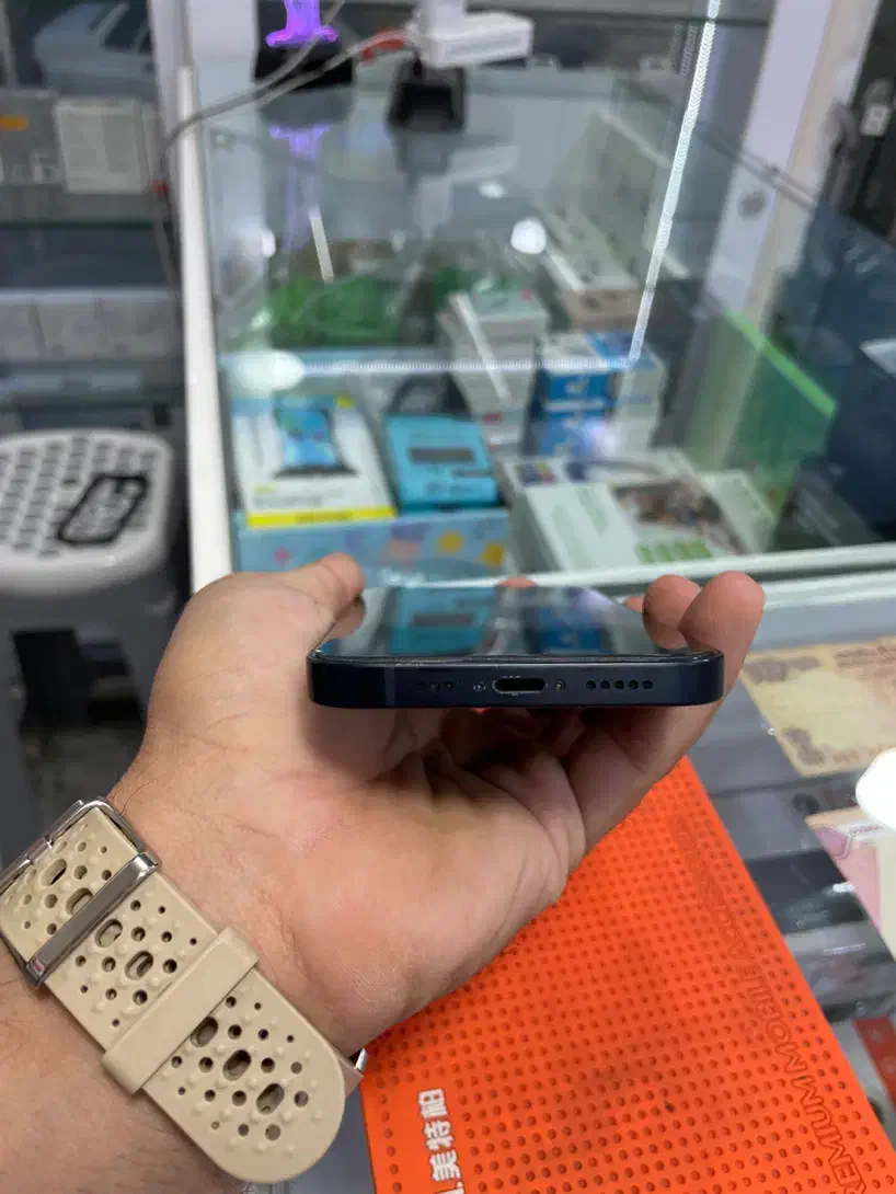 آیفون ۱۳ دوسیم کارت حافظه ۱۲۸ گیگ|موبایل|کرج, پیشاهنگی|دیوار