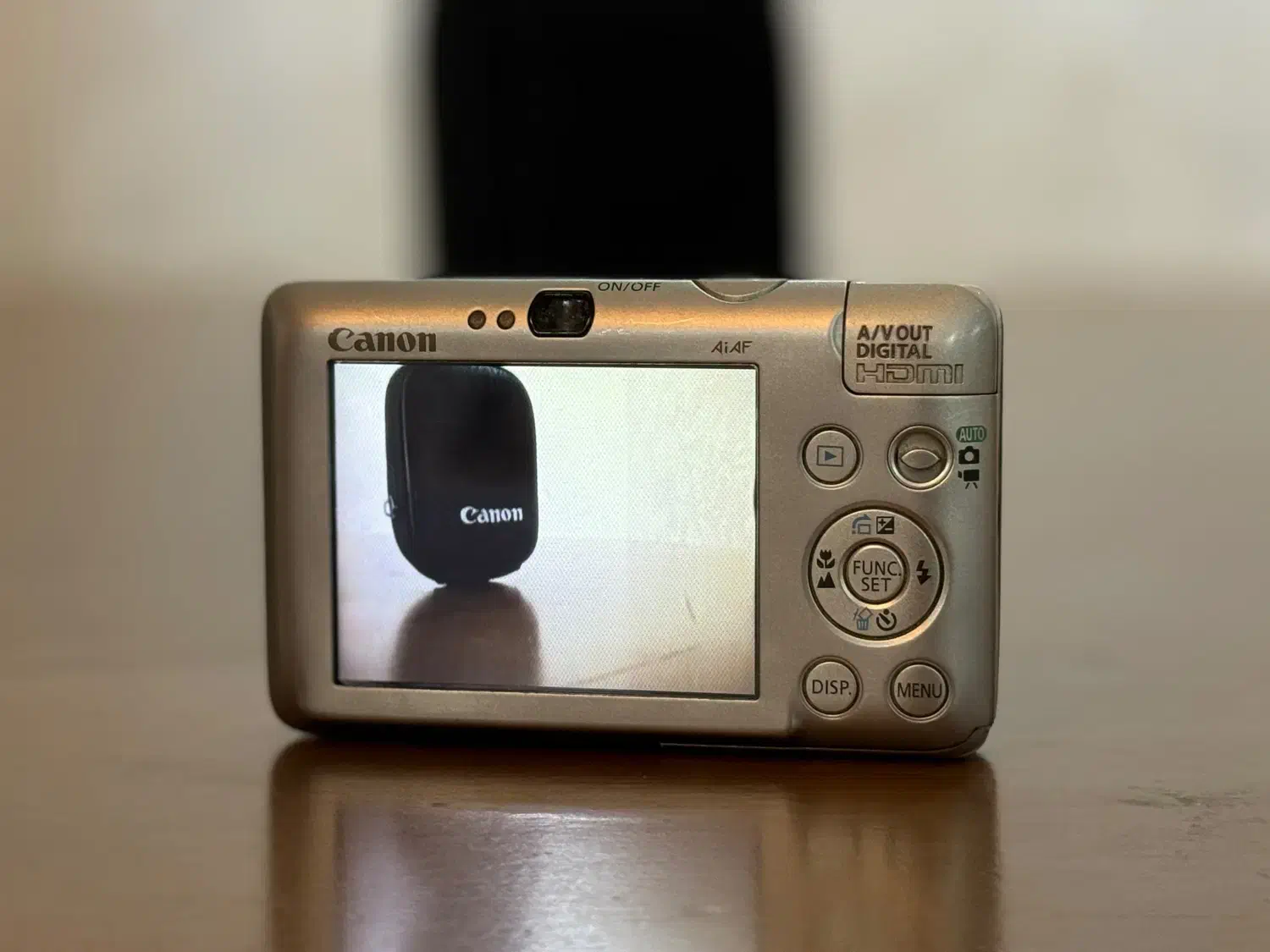 دوربین کانن Canon ژاپن IXUS 100|دوربین عکاسی و فیلم‌برداری|اصفهان, ملک‌شهر|دیوار