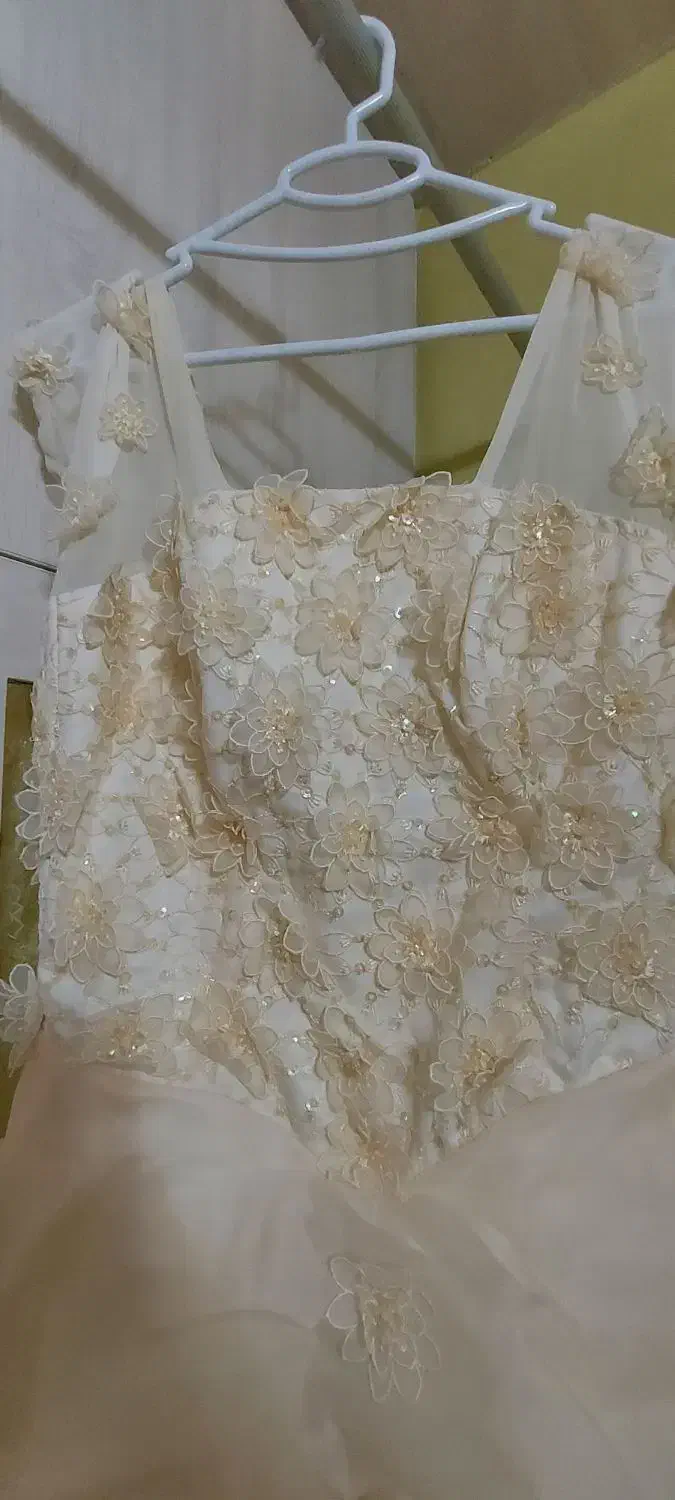 لباس عروس و لباس عقد|لباس|رشت, نیروی دریایی|دیوار