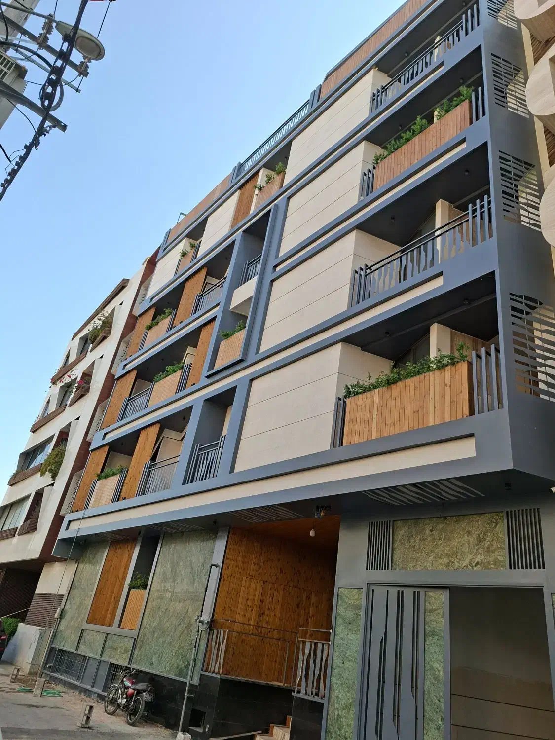 معماری ساختمانی و باسازی|خدمات پیشه و مهارت|شیراز, شهرک سراج|دیوار