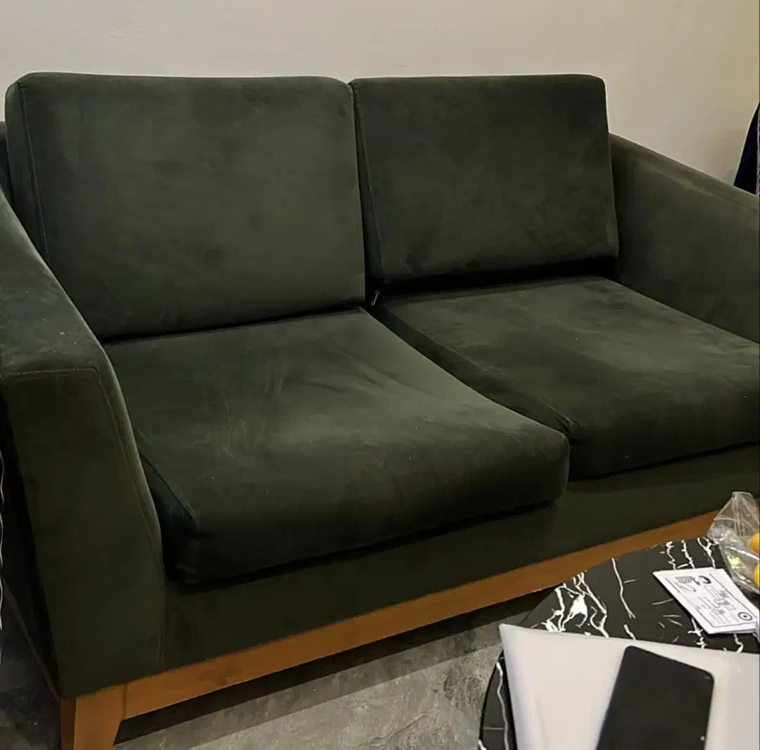 ۲دست مبلمان شیک|مبلمان خانگی و میز عسلی|کیش, |دیوار