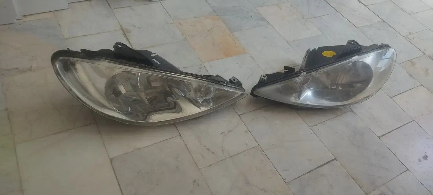 چراغ 206 سالم|قطعات یدکی و لوازم جانبی|قدس, شهرقدس|دیوار